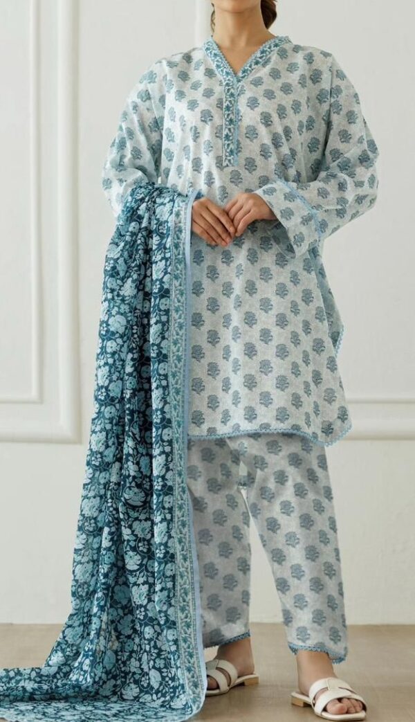 Bana dora digital printed lawn 3pc suit